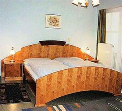 фото отеля Hotel Weiss und Kurpension Weiss