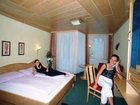 фото отеля Hotel Weiss und Kurpension Weiss