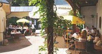 фото отеля Gasthof Goldene Traube Golling an der Salzach