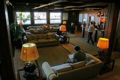 фото отеля Hotel & Apart Club Presidente Puerto Montt