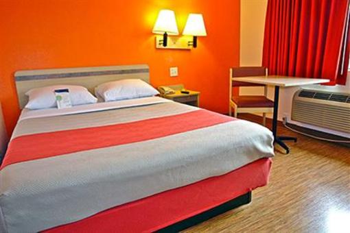 фото отеля Motel 6 Chicago Northwest Palatine