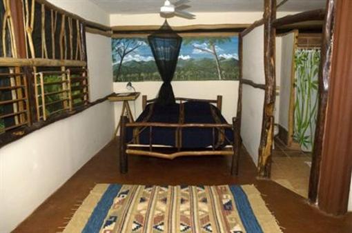 фото отеля Cotton Tree Lodge