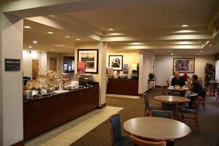 фото отеля Hampton Inn San Marcos