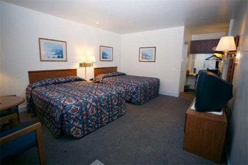 фото отеля Chalet Motel Of Mequon
