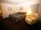 фото отеля Chalet Motel Of Mequon