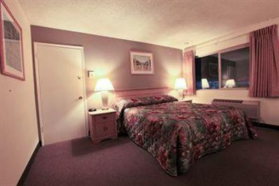 фото отеля Americas Best Value Inn - Red Bluff