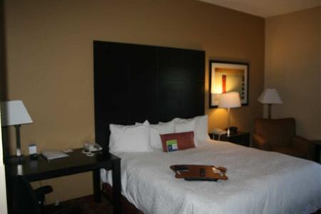 фото отеля Hampton Inn Columbia (Tennessee)