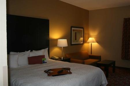фото отеля Hampton Inn Columbia (Tennessee)