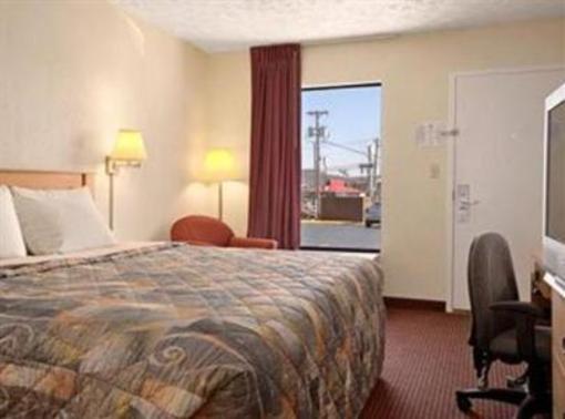 фото отеля Days Inn Cookeville