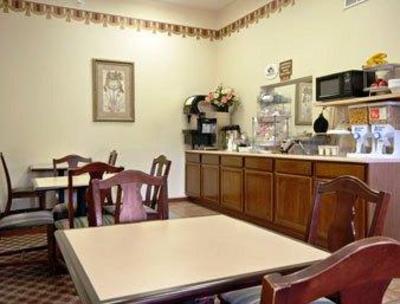фото отеля Bellefontaine Super 8 Motel