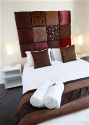 фото отеля Rustenbosch Guest House