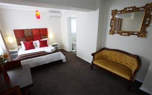 фото отеля Rustenbosch Guest House