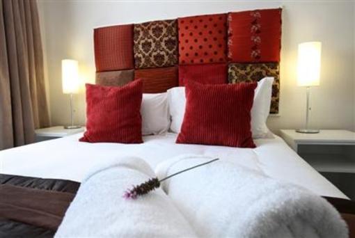 фото отеля Rustenbosch Guest House