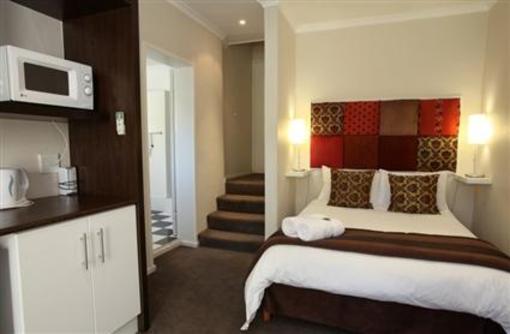 фото отеля Rustenbosch Guest House