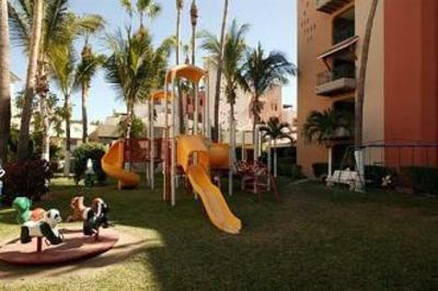 фото отеля Marina Fiesta Resort Cabo San Lucas