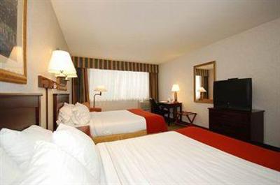 фото отеля Holiday Inn Express Keokuk