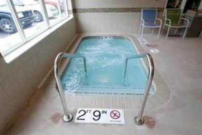 фото отеля Country Inn & Suites Marinette
