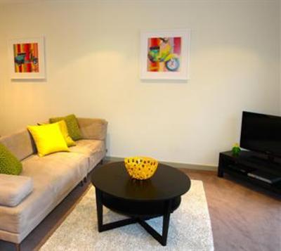 фото отеля Apartments of Waverley