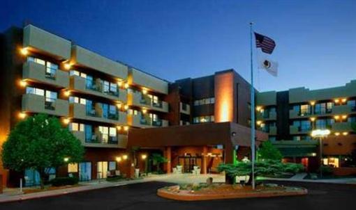 фото отеля DoubleTree by Hilton Santa Fe