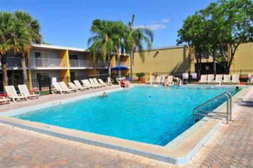 фото отеля Celebration Suites Old Town Kissimmee