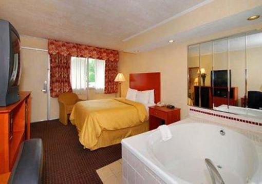 фото отеля Clarion Inn College Park (Maryland)