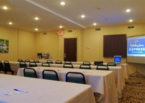 фото отеля Holiday Inn Express Hotel & Suites Brevard