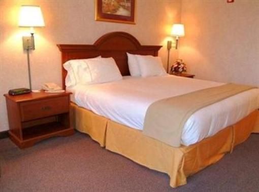 фото отеля Holiday Inn Express Hotel & Suites Brevard