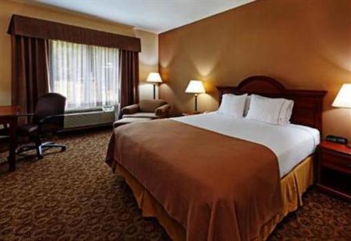 фото отеля Holiday Inn Express Hotel & Suites Brevard