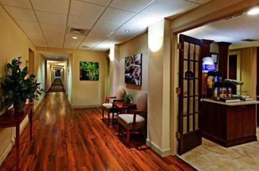 фото отеля Holiday Inn Express Hotel & Suites Brevard
