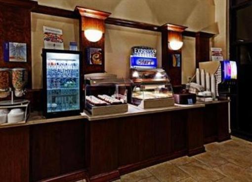 фото отеля Holiday Inn Express Hotel & Suites Brevard