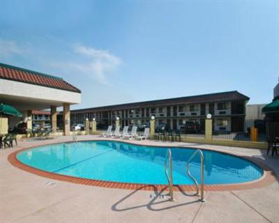 фото отеля Comfort Inn Near Old Town Pasadena - Eagle Rock