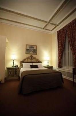 фото отеля Hotel Manoir Ambrose