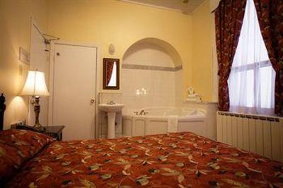 фото отеля Hotel Manoir Ambrose