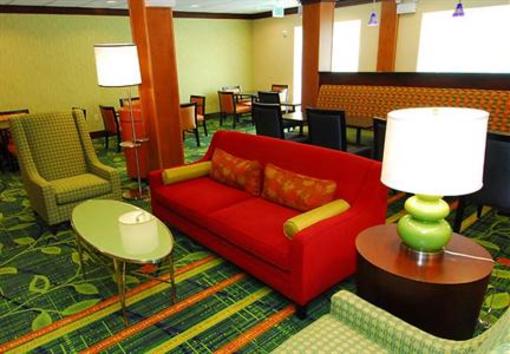 фото отеля Fairfield Inn & Suites Baltimore White Marsh