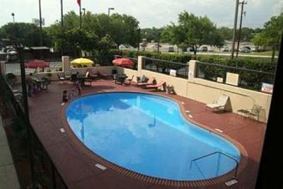 фото отеля Hampton Inn Northwest Seaworld San Antonio