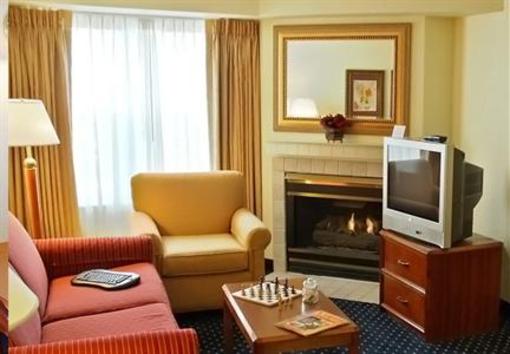 фото отеля Residence Inn Detroit Livonia