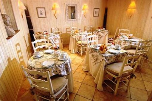 фото отеля Logis Hotel La Residence Du Berry