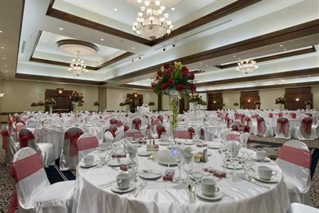 фото отеля Hilton Woodland Hills