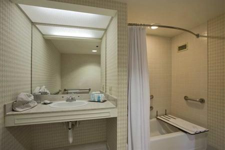 фото отеля Hilton Woodland Hills