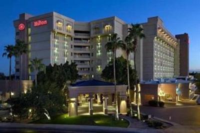 фото отеля Hilton Phoenix East / Mesa