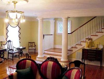 фото отеля Fuquay Mineral Spring Inn and Garden