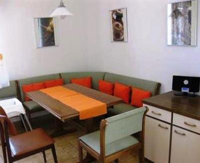 фото отеля Appartement St. Leonhard