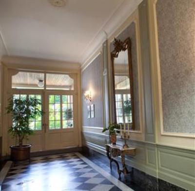 фото отеля La Porte Cochere