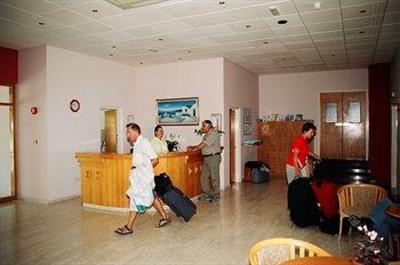 фото отеля Maistros Hotel Apartments and Bungalow Suites