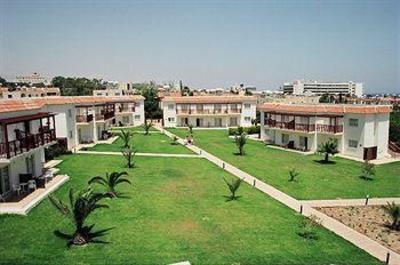 фото отеля Maistros Hotel Apartments and Bungalow Suites
