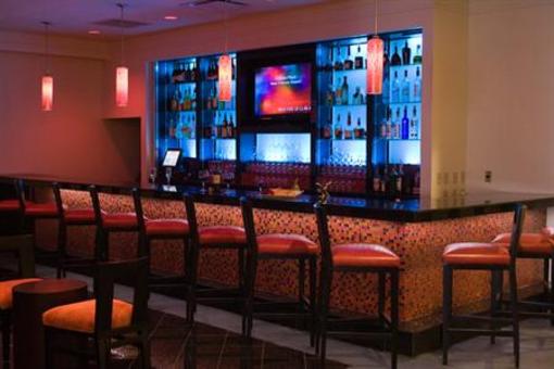 фото отеля Crowne Plaza Hotel New Orleans Airport