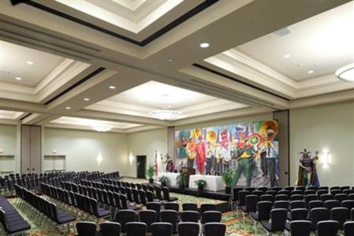 фото отеля Crowne Plaza Hotel New Orleans Airport