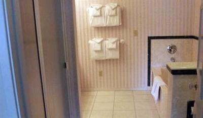 фото отеля Burton Inn