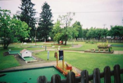 фото отеля Mountain Pines RV Resort
