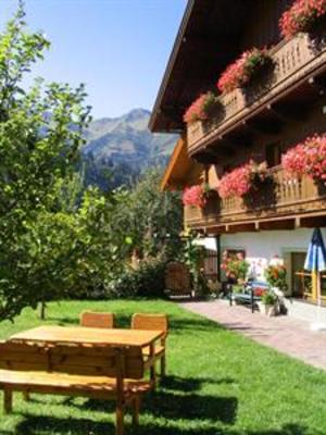 фото отеля Appartement-Pension Fahrnberggut